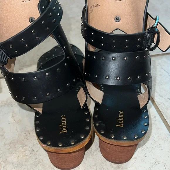 🔥🔥FIRE SALE 🔥🔥BOHME Black studded EUC Sandals - Picture 6 of 9